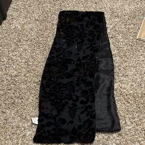 Gorgeous Black Floral Burnout Velvet Scarf